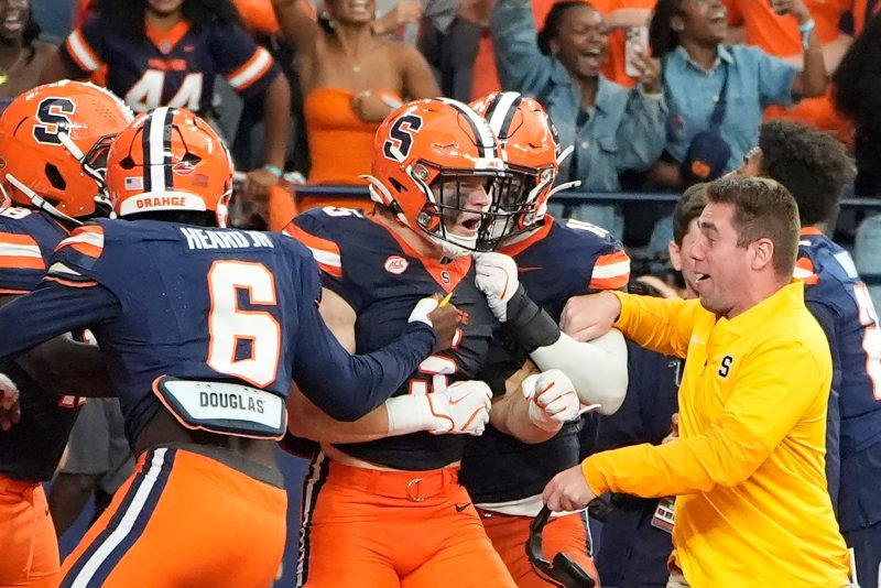 ACC football official quits over replay in Syracuse-UConn | Report