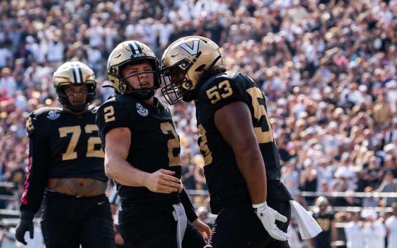 Vanderbilt, Georgia lead college football winners and losers from Week 8