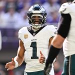 Hurts’ perfect passing ignites Super Bowl champ Eagles’ offense